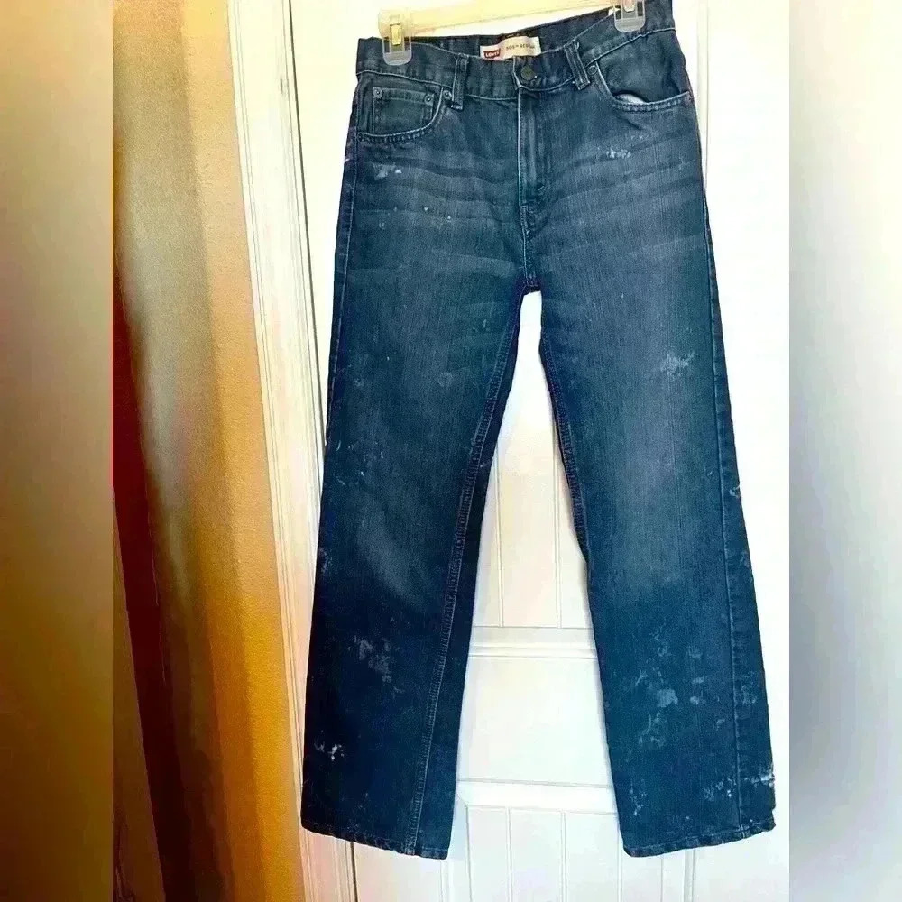 Levi’s 505 Distressed Jeans